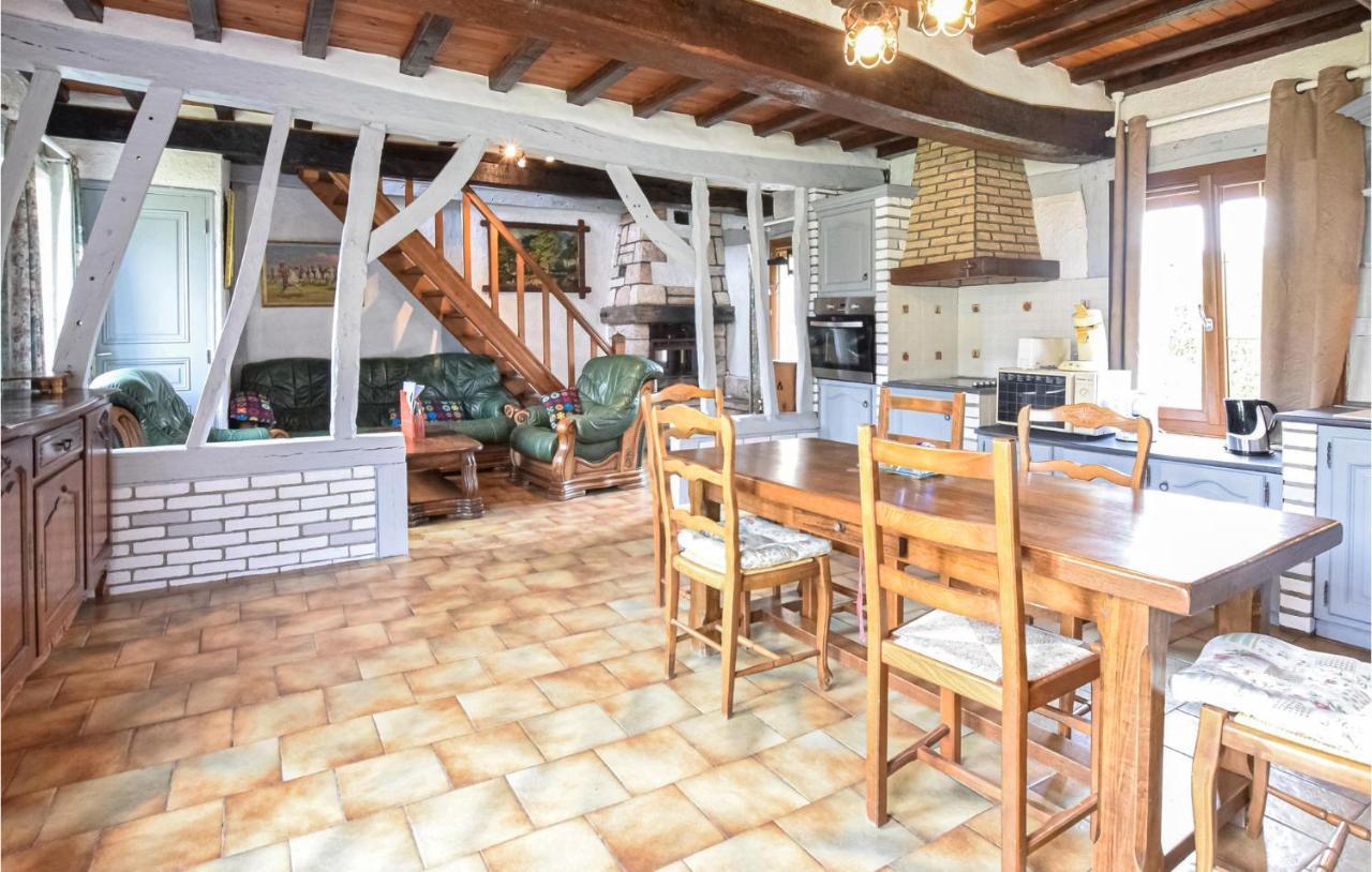 2 Bedroom Lovely Home In Marques Buitenkant foto